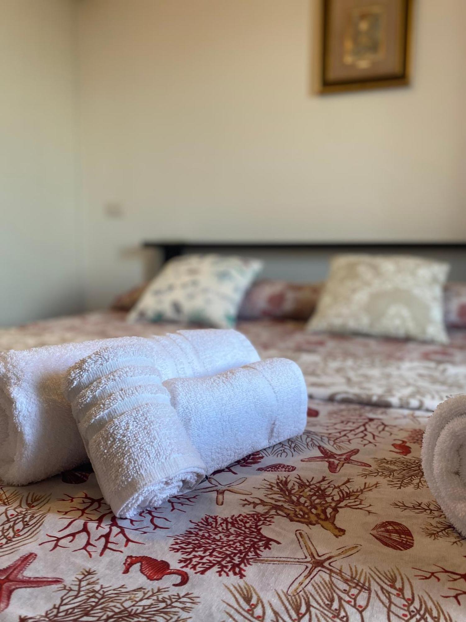 Villetta Relax Fast Wi-Fi 9 Min Porto Civitavecchia サンタ・マリネッラ エクステリア 写真